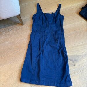 Elegant Navy Blue Sleeveless Dress
